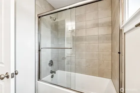 8921 126th Street Ct E Puyallup WA 98375