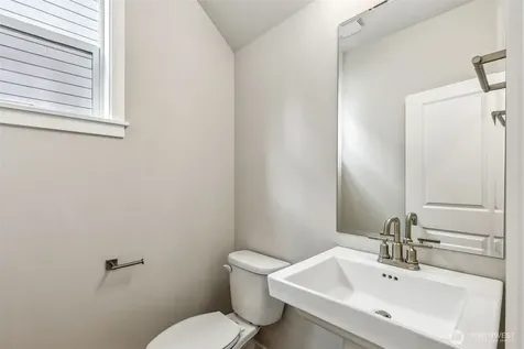 8921 126th Street Ct E Puyallup WA 98375