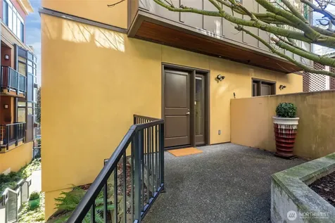 116 Aloha Street Seattle WA 98109