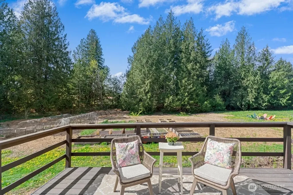 26100 SE 225th Place Maple Valley WA 98038