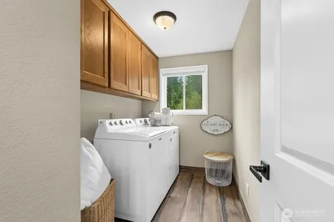 26100 SE 225th Place Maple Valley WA 98038