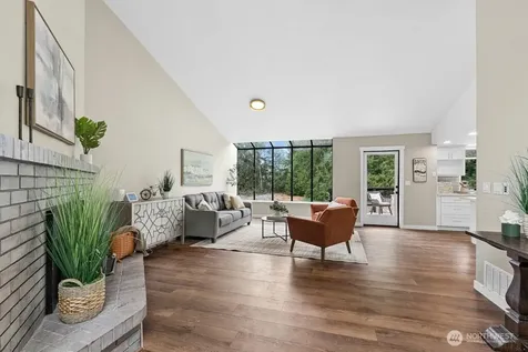 26100 SE 225th Place Maple Valley WA 98038