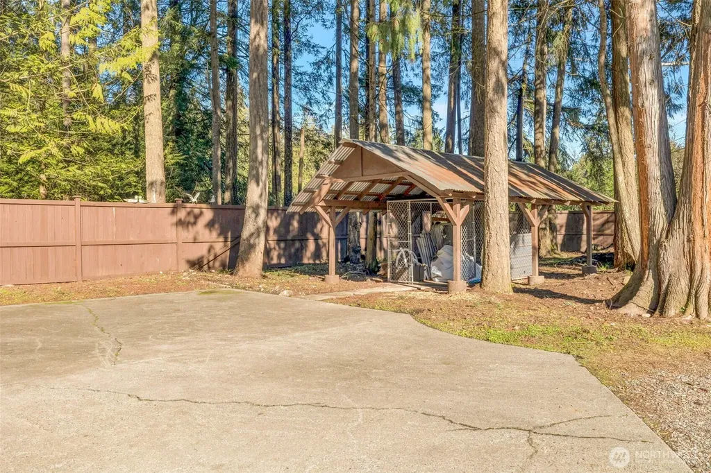 37905 250th Avenue SE Enumclaw WA 98022