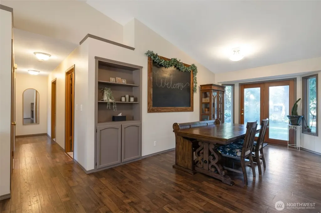 37905 250th Avenue SE Enumclaw WA 98022