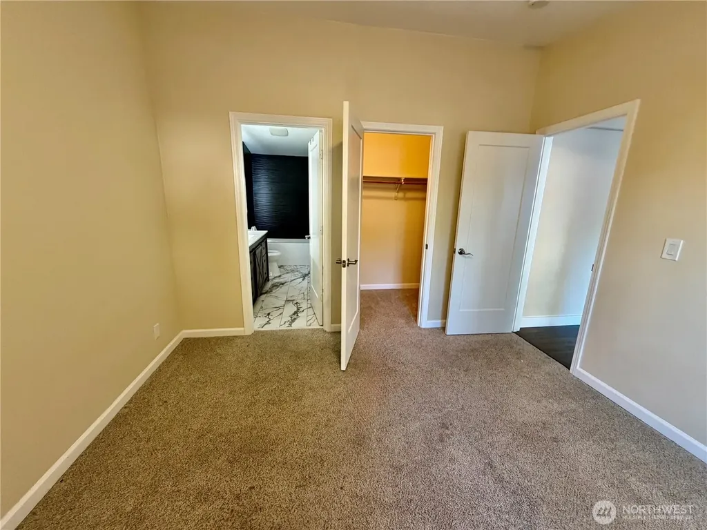 1311 104th St E Tacoma WA 98445