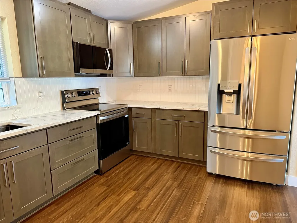 1311 104th St E Tacoma WA 98445