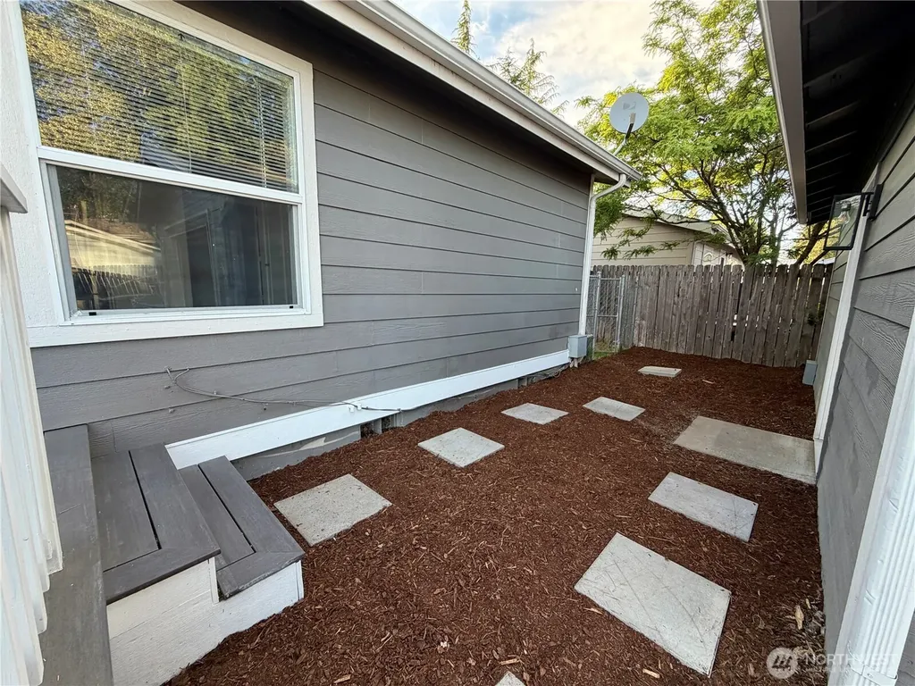 1311 104th St E Tacoma WA 98445