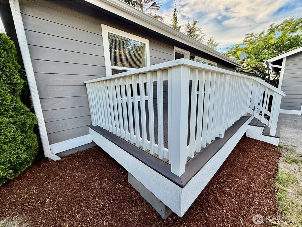1311 104th St E Tacoma WA 98445