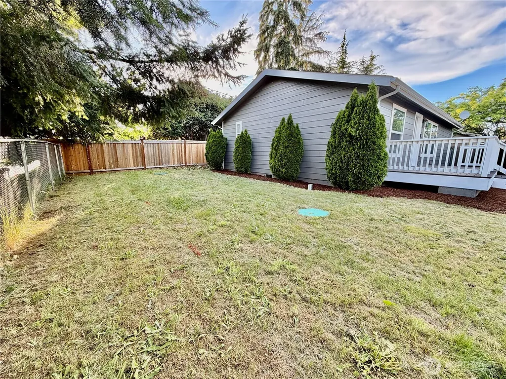 1311 104th St E Tacoma WA 98445