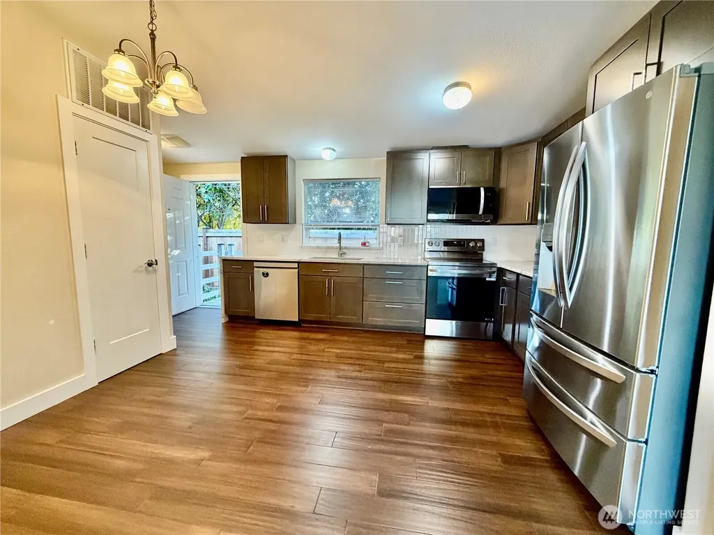 1311 104th St E Tacoma WA 98445