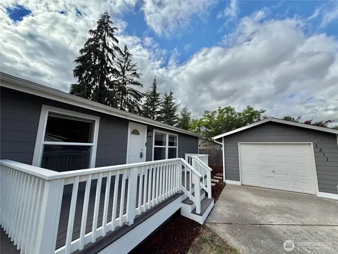 1311 104th St E Tacoma WA 98445