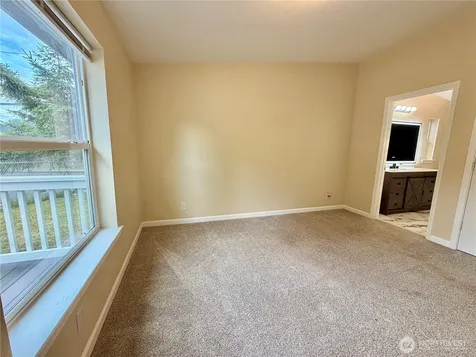 1311 104th St E Tacoma WA 98445