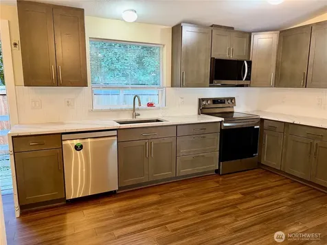 1311 104th St E Tacoma WA 98445