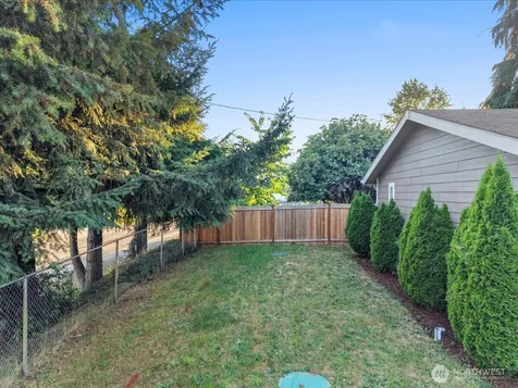 1311 104th St E Tacoma WA 98445