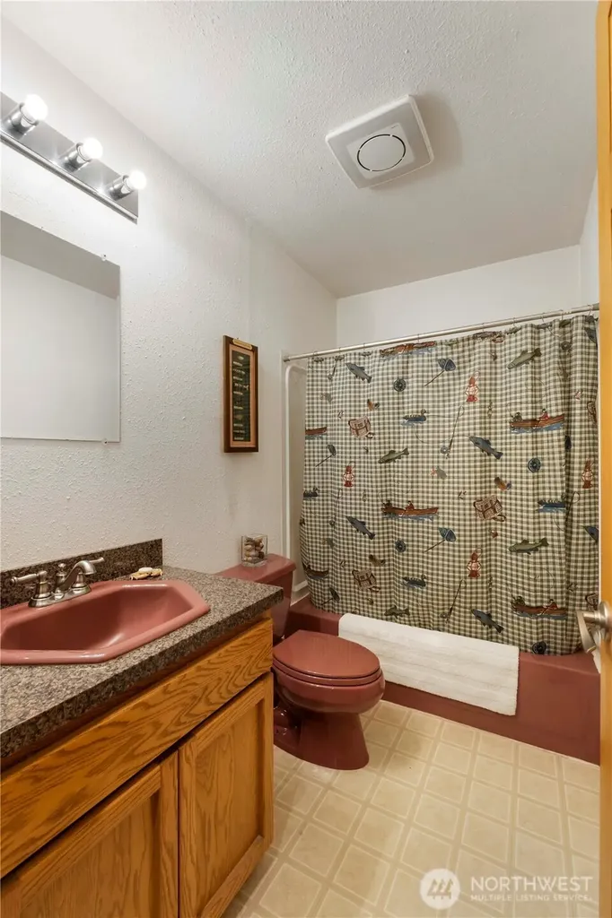 21806 168th Street E Orting WA 98360