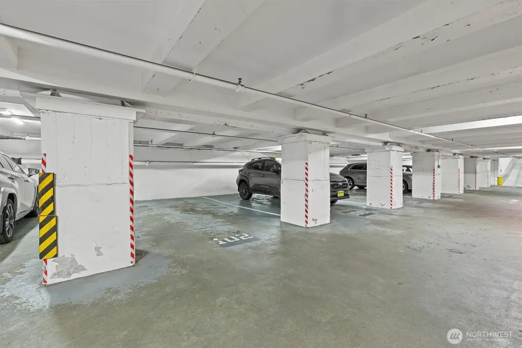 526 1st Avenue S Seattle WA 98104