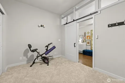 526 1st Avenue S Seattle WA 98104
