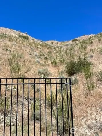 37 Osprey Nest Road Pateros WA 98846