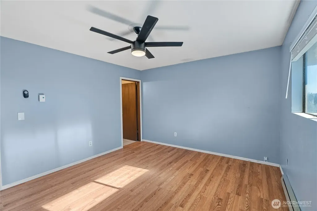 209 W Chenault Avenue Hoquiam WA 98550