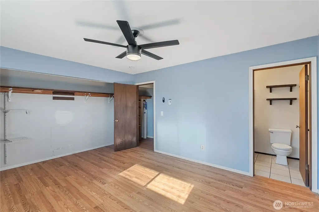 209 W Chenault Avenue Hoquiam WA 98550