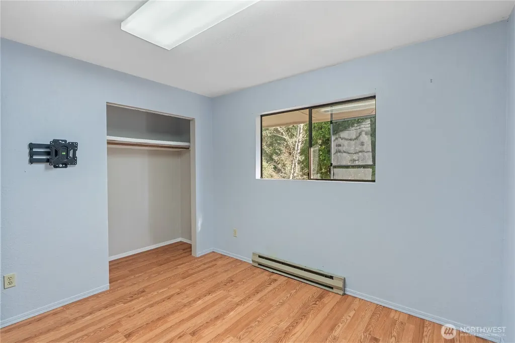 209 W Chenault Avenue Hoquiam WA 98550