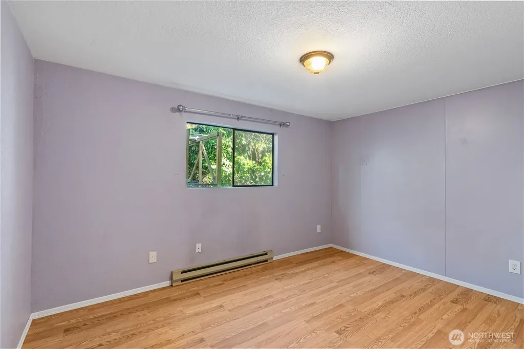 209 W Chenault Avenue Hoquiam WA 98550
