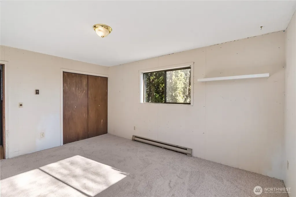209 W Chenault Avenue Hoquiam WA 98550