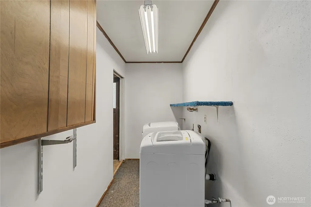 209 W Chenault Avenue Hoquiam WA 98550