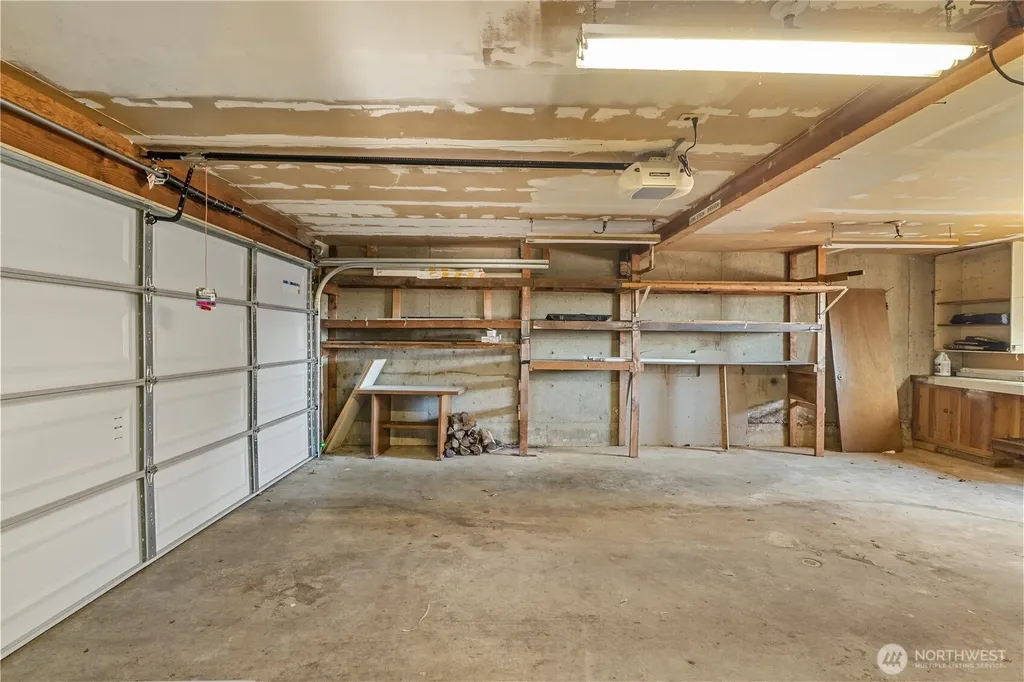 209 W Chenault Avenue Hoquiam WA 98550