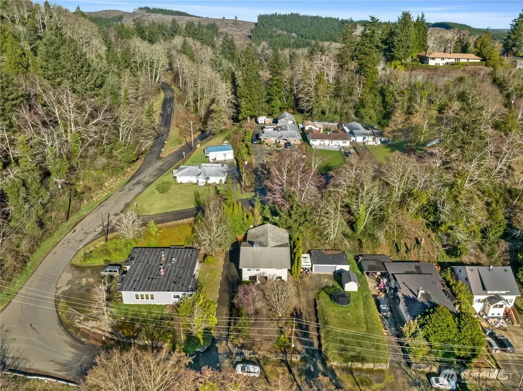 209 W Chenault Avenue Hoquiam WA 98550