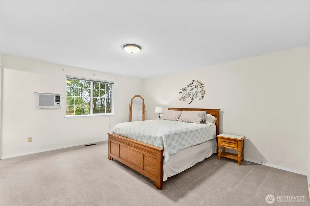 9911 Berkshire Loop SE Olympia WA 98513
