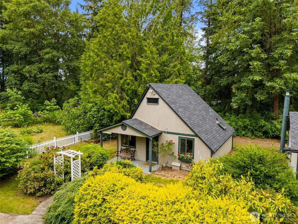 9911 Berkshire Loop SE Olympia WA 98513