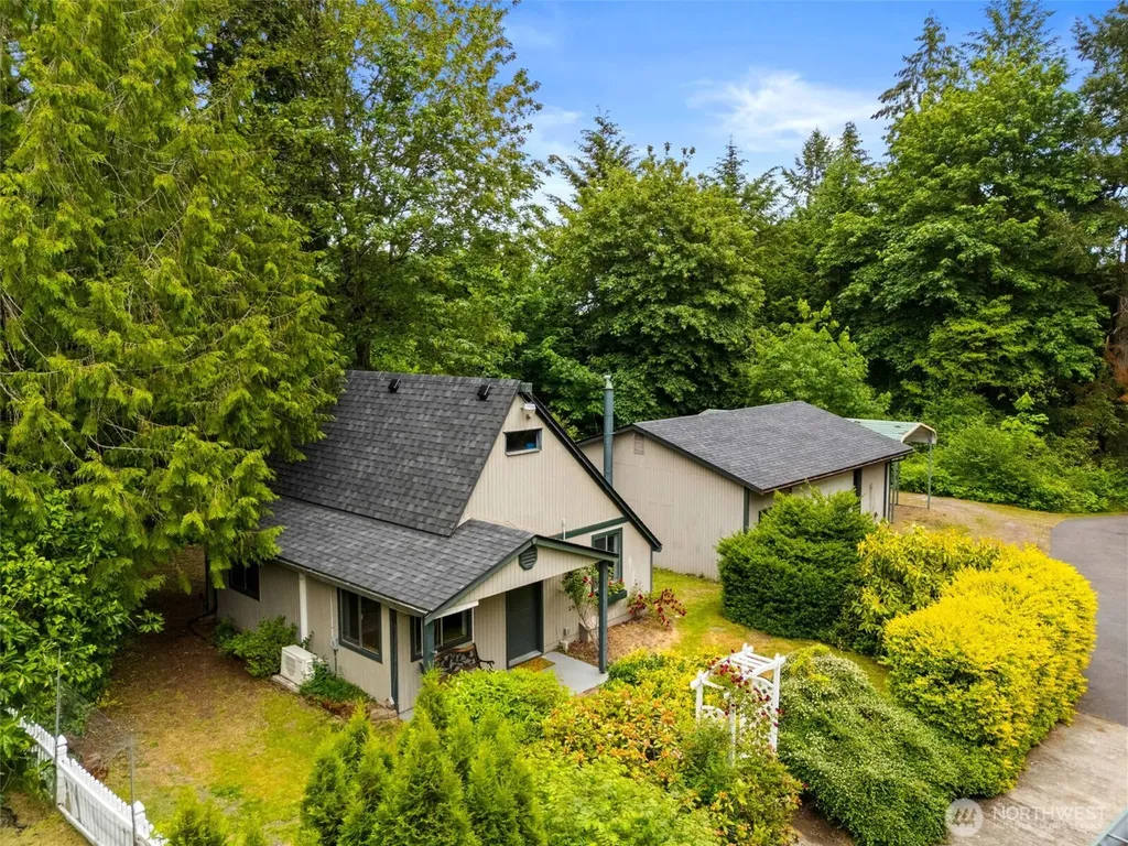9911 Berkshire Loop SE Olympia WA 98513