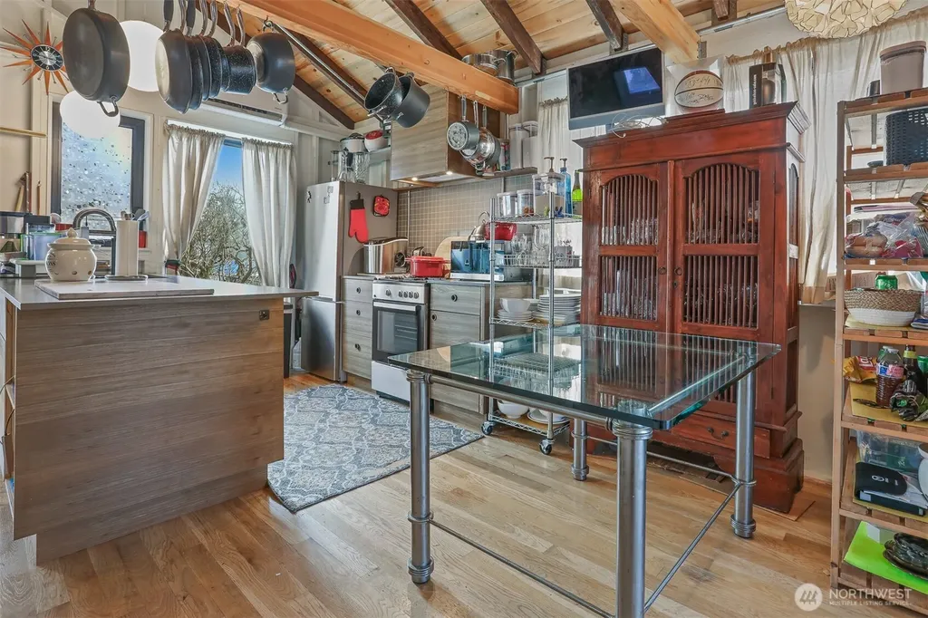 3868 16th Avenue SW Seattle WA 98106