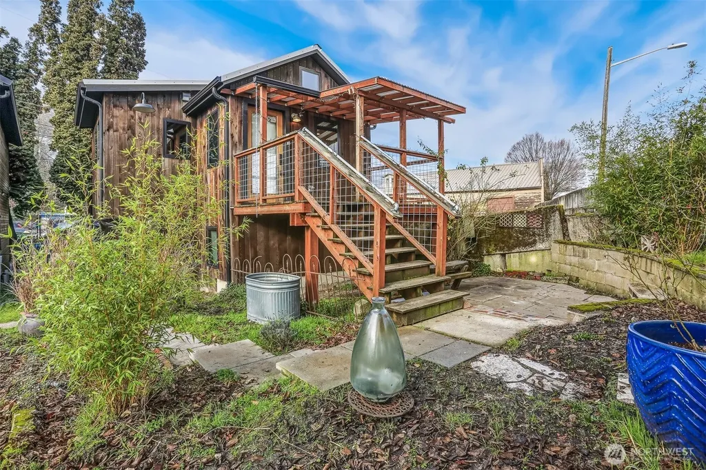 3868 16th Avenue SW Seattle WA 98106