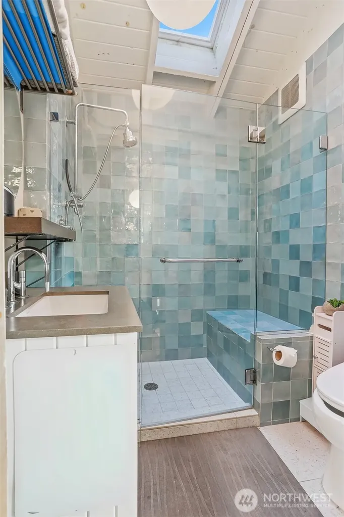 3868 16th Avenue SW Seattle WA 98106