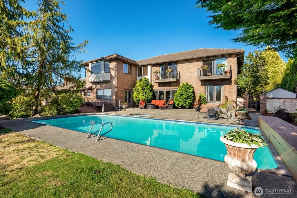 416 Alverson Boulevard Everett WA 98201