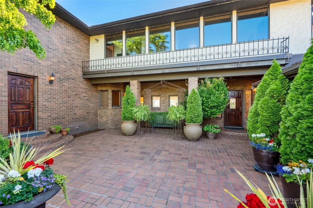 416 Alverson Boulevard Everett WA 98201