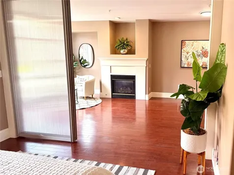 3221 SW Avalon Way Seattle WA 98126