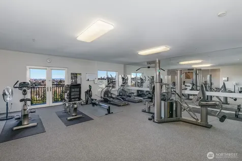 3221 SW Avalon Way Seattle WA 98126