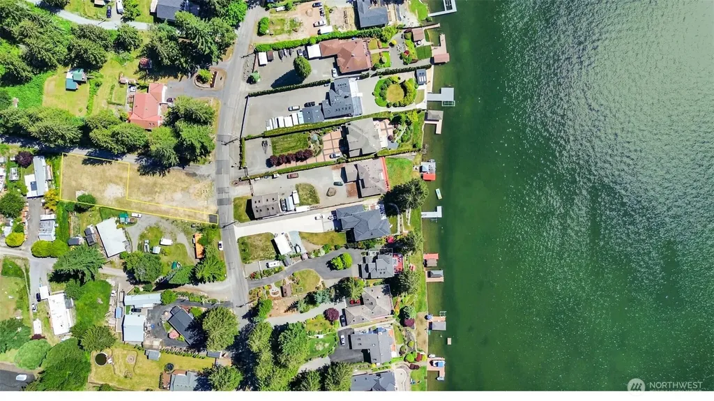 7013 Vandermark Road E Bonney Lake WA 98391