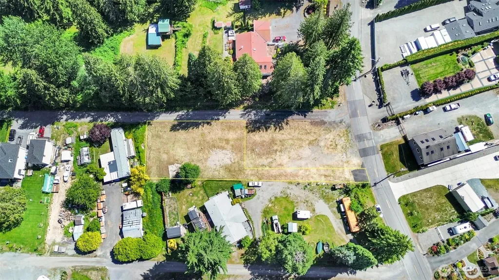 7013 Vandermark Road E Bonney Lake WA 98391