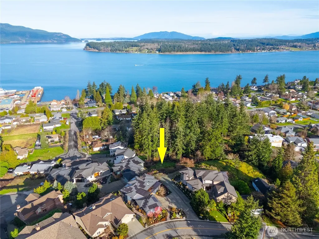2712 17th Street Anacortes WA 98221