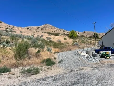 31 Osprey Nest Road Pateros WA 98846