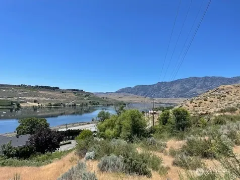 31 Osprey Nest Road Pateros WA 98846