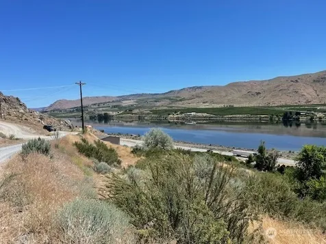 31 Osprey Nest Road Pateros WA 98846