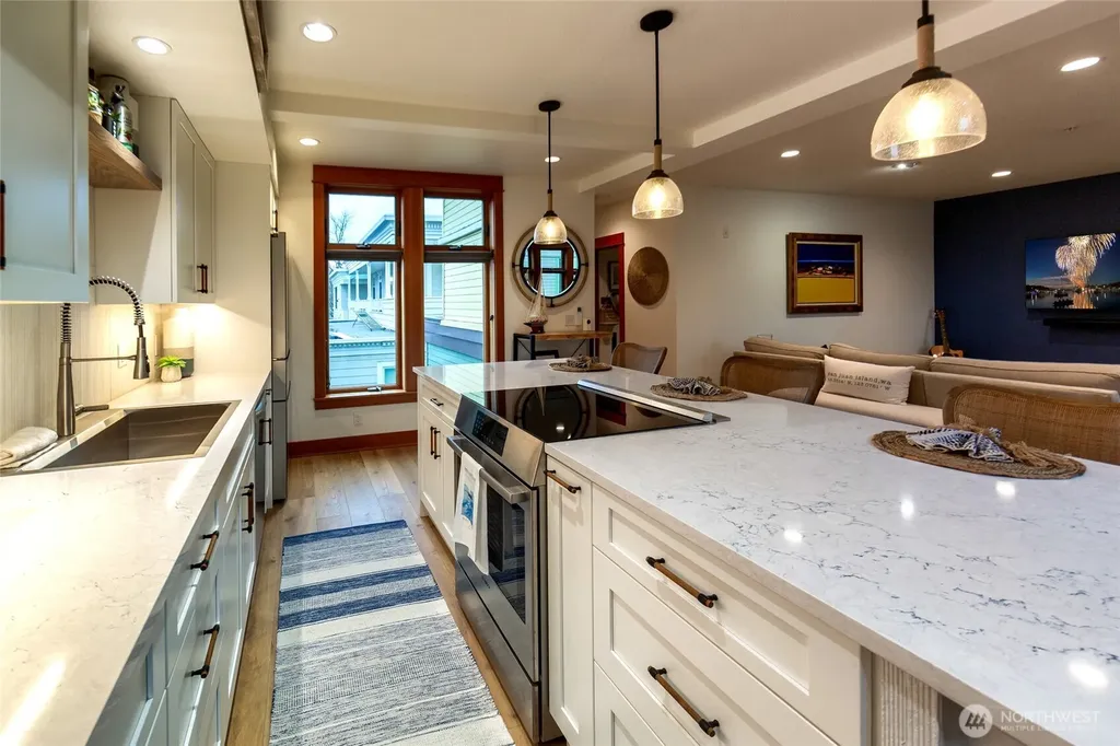232 A Street Friday Harbor WA 98250