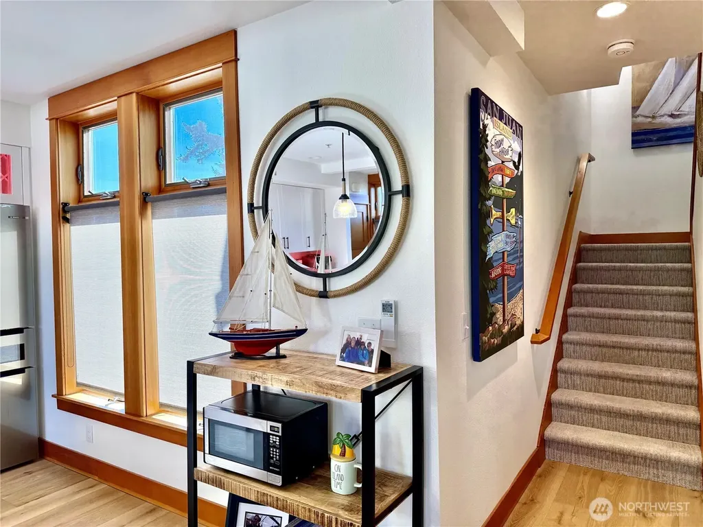 232 A Street Friday Harbor WA 98250