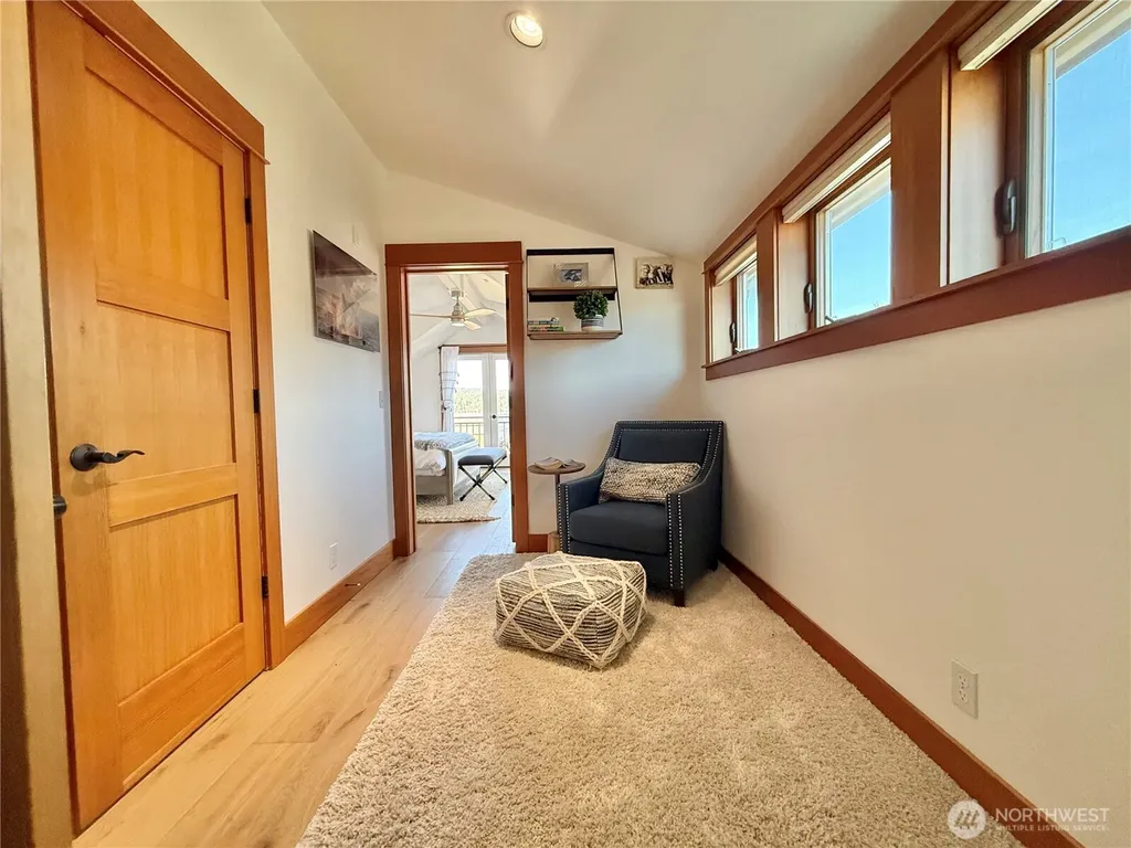 232 A Street Friday Harbor WA 98250