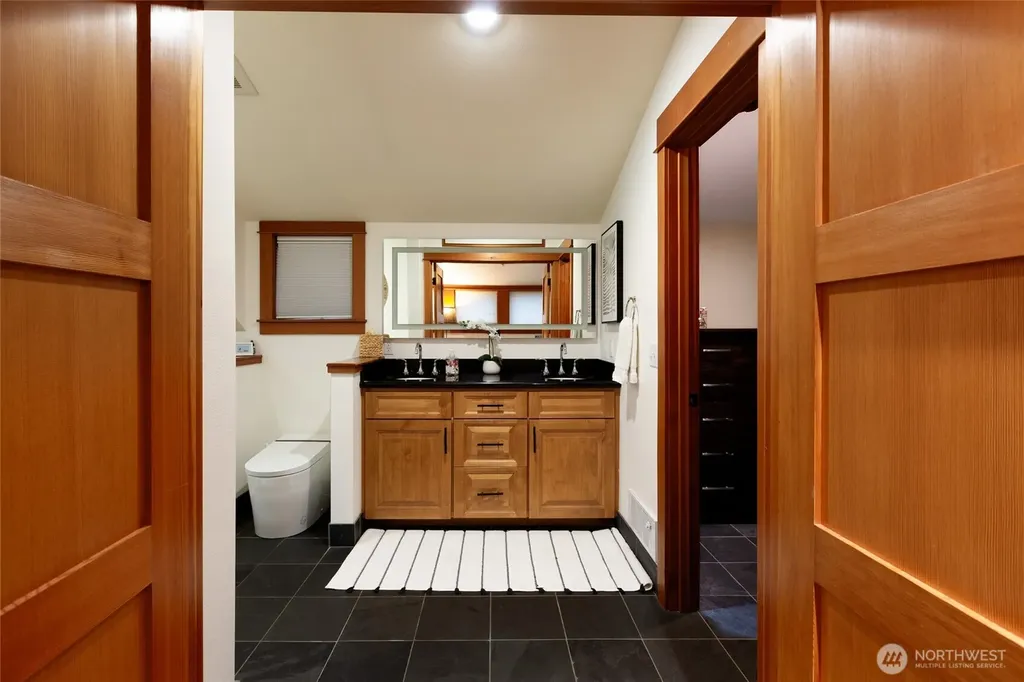 232 A Street Friday Harbor WA 98250